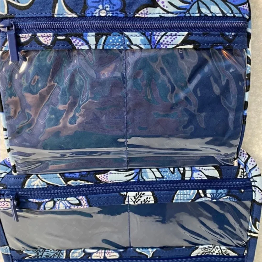 Vera Bradley Medium Travel Organizer - Tropics Tapestry in Signature Cotton